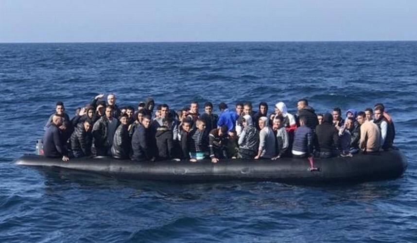 أزيد من ألف شخص حاولوا الهجرة سرا عبر ميناء مليلية