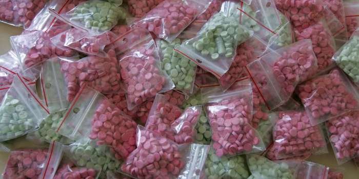 أمن أكادير يحجز كمية كبيرة من الـ “إكستازي” في حافلة لنقل المسافرين