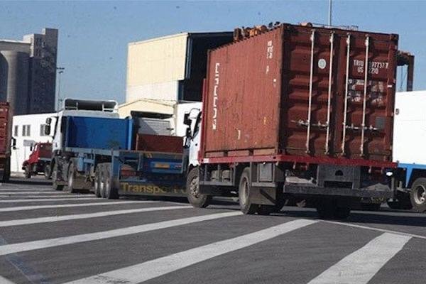 بسبب استمرار إغلاق الحدود..مهنيو النقل الدولي مهددون بالإفلاس