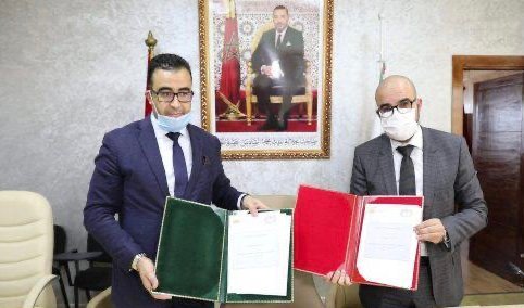 طانطان .. اتفاقية شراكة بين غرفة التجارة والصناعة والخدمات والتجاري وفا بنك لدعم التجار والمقاولات