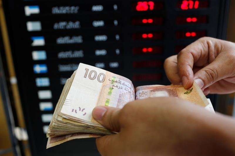 ارتفاع قيمة الدرهم مقابل الدولار بنسبة 0,66% ما بين 4 و10 فبراير الجاري