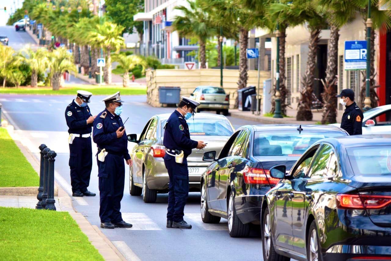 المغاربة يطلقون حملة فيسبوكية لإلغاء رخص التنقل بين المدن