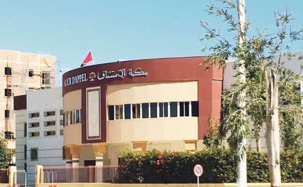 15 عاما حبسا وزعت على متهمين بالاعتداء وسرقة المواطنين