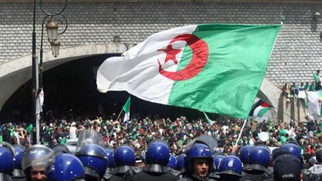 منظمة تدعو الجزائر إلى الإفراج عن معتقلي الرأي والصحفيين