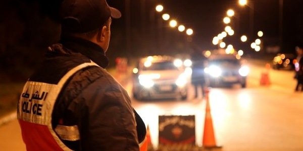 توقيف ثلاثة أشخاص لترويجهم المخدرات بعد مطاردة أمنية