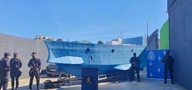 لأول مرة ..300 عنصر من الشرطة لحجز غواصة تستعمل لتهريب المخدرات من والى المغرب