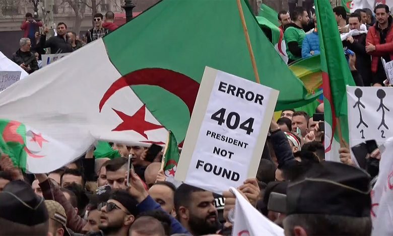 في الجزائر.. النظام السياسي “متصلب” والحكام “عجزة يرفضون أي انفتاح حقيقي” (مركز تفكير أمريكي)