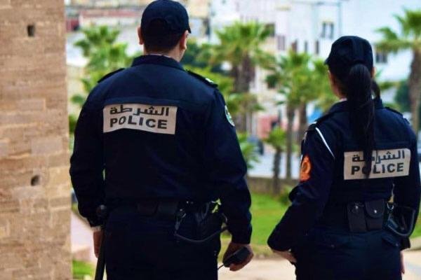 توقيف ضابطي شرطة متلبسين بتلقي رشوة  وعرضهما على القضاء