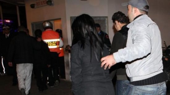 الأمن يقتحم شقة سكنية ويعتقل زوجة دركي في أحضان ممرض