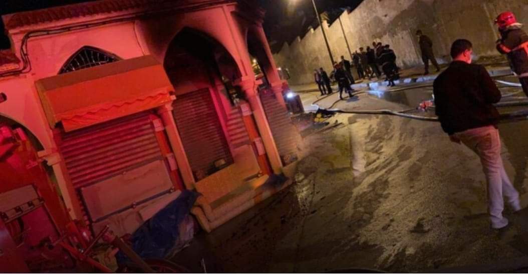 كان سيؤدي إلى كارثة ..نشوب حريق بخمس محلات بسوق ”كاسبراطا” بطنجة