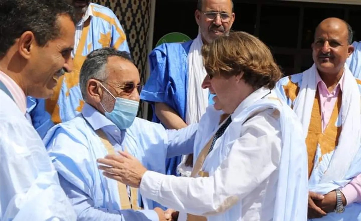 المجموعة الدولية لدعم السلام ولم شمل الصحراويين تزور مقر اللجنة الجهوية لحقوق الانسان بالداخلة