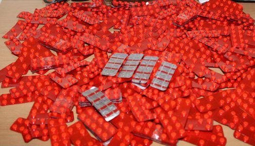 أمن العيون ..يحبط محاولة لتهريب 1500 قرص مهلوس كانت بداخل إرسالية قادمة من إحدى الدول الأوروبية