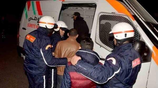 من بينهم أستاذ وجندي.. الأمن يداهم خمس شقق تحولت إلى أوكار للدعارة ويوقف 18 شخصا