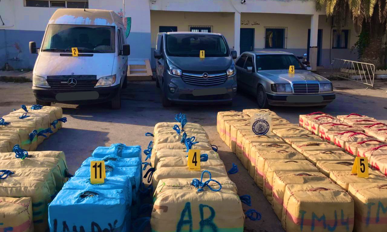 حجز أزيد من أربعة أطنان من مخدر الشير بالناظور!
