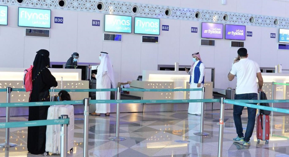 السعودية تكشف موعد رفع تعليق سفر المواطنين للخارج