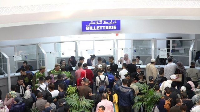 سلطات طنجة تغلق المحطة الطرقية في وجه المسافرين غير الحاملين للرخصة