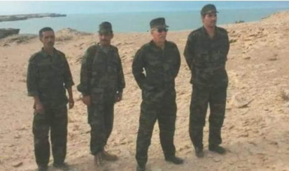 كاتب صحفي من مخيمات تندوف يفجرها في وجه قادة الوهم و حليفتهم الجزائر