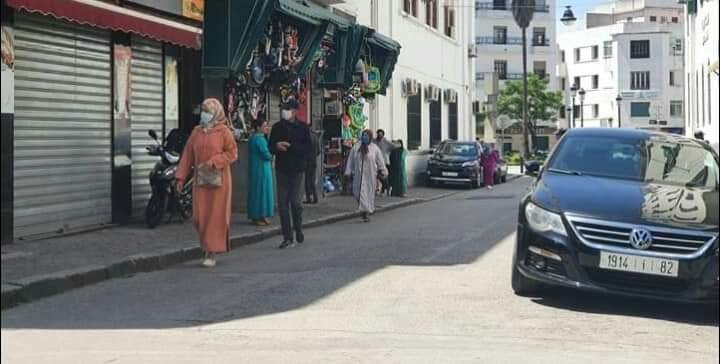 نتيجة الأزمة… تجار تطوان يلتمسون من الحكومة تخفيف إجراءات الإغلاق الليلي!  