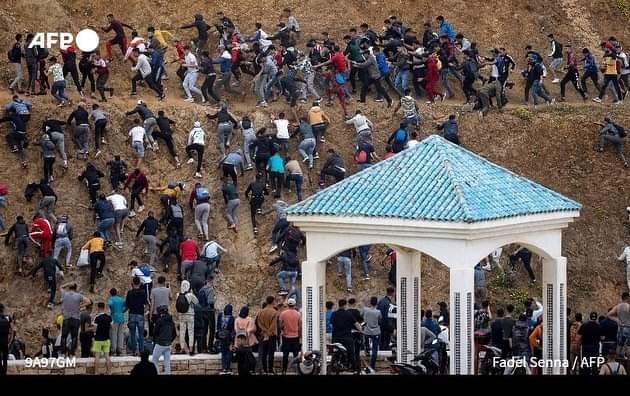 نتيجة أزمة ”الحراكة”.. إسبانيا تتهم المغرب بـ”الاعتداء” و”الابتزاز”