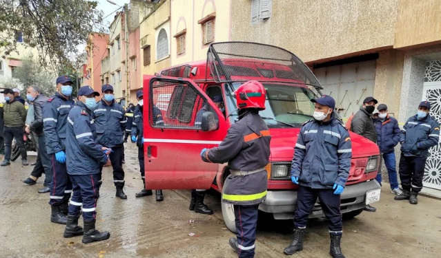 جريمة قتل مروعة تهز وجدة شخص وجه طعنات قاتلة لزوجته وأحد جيرانه