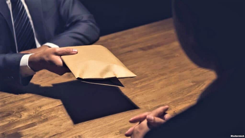 الرشوة تطيح بنائب وكيل الملك بقلعة السراغنة