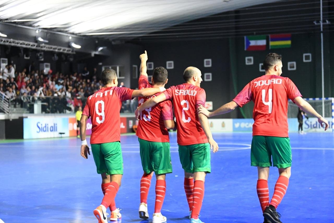 المغرب يفوز على مصر ويتوج بـ لقب كأس العرب لكرة القدم داخل القاعة …