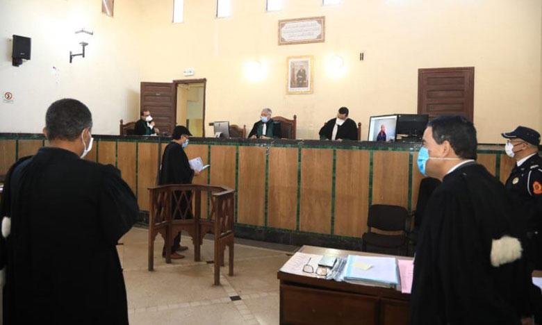 محاكمة عمدة مراكش ونائبه الأول بتهم تبديد أموال عامة والمشاركة في ذلك