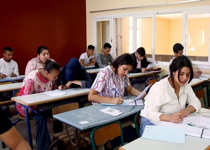 وتستمر المهزلة .. شباب الغد يجتازون امتحانات”بالغش”..ظاهرة جديدة ومبتكرة استفادة تلاميذ أسوياء من “باكالوريا” مخصصة لذوي الاحتياجات الخاصة