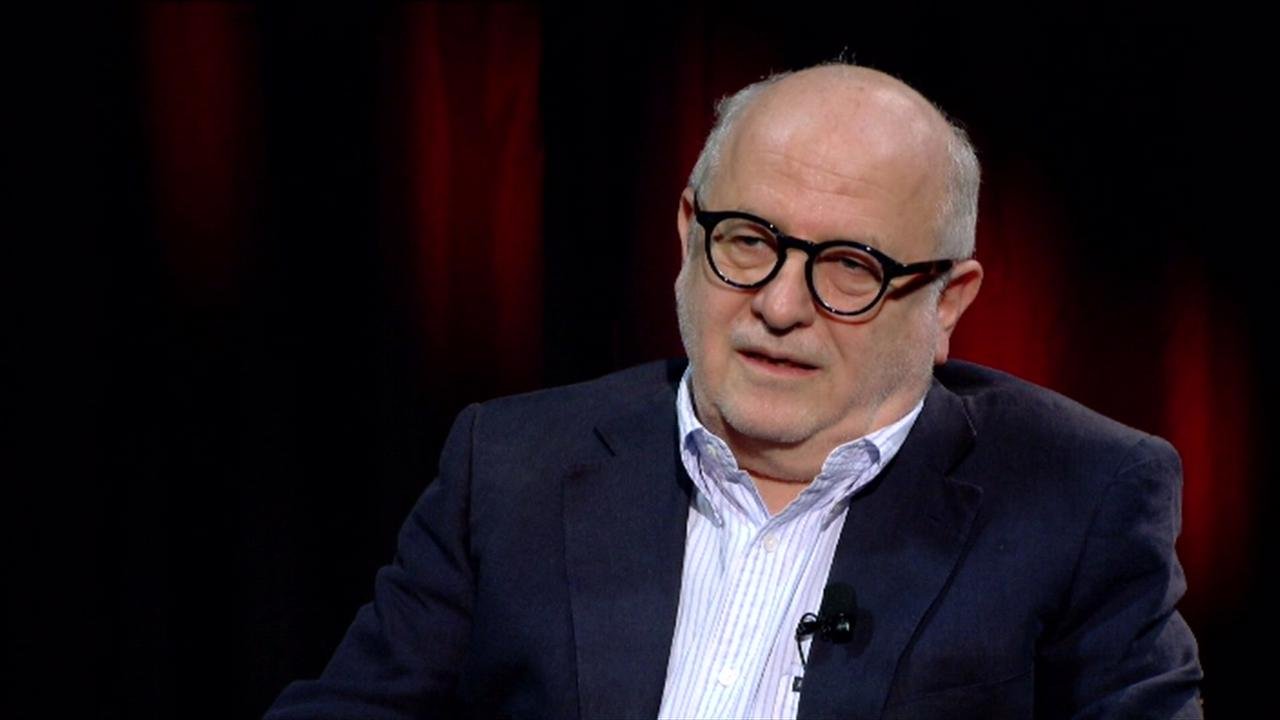 كاتب لبناني .. الرئيس الجزائري، عوض أن يعطي دروسا للمغرب يفترض به التصالح مع الجزائريين أولا