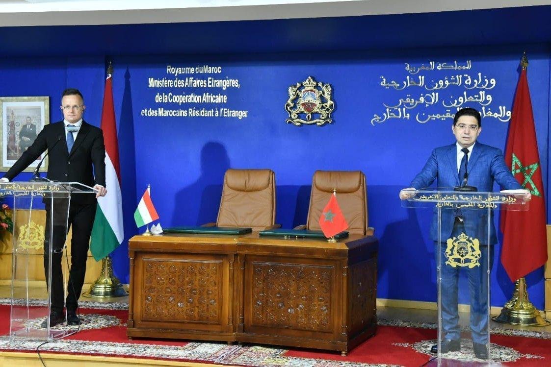 هنغاريا تؤكد دعمها لمقترح الحكم الذاتي في الصحراء وتوقع اتفاقيات تعاون مع المغرب في مختلف المجالات