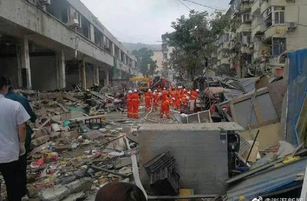 مقتل 12 وإصابة 138 شخصا على الأقل جراء انفجار انبوب غاز طبيعي في الصين