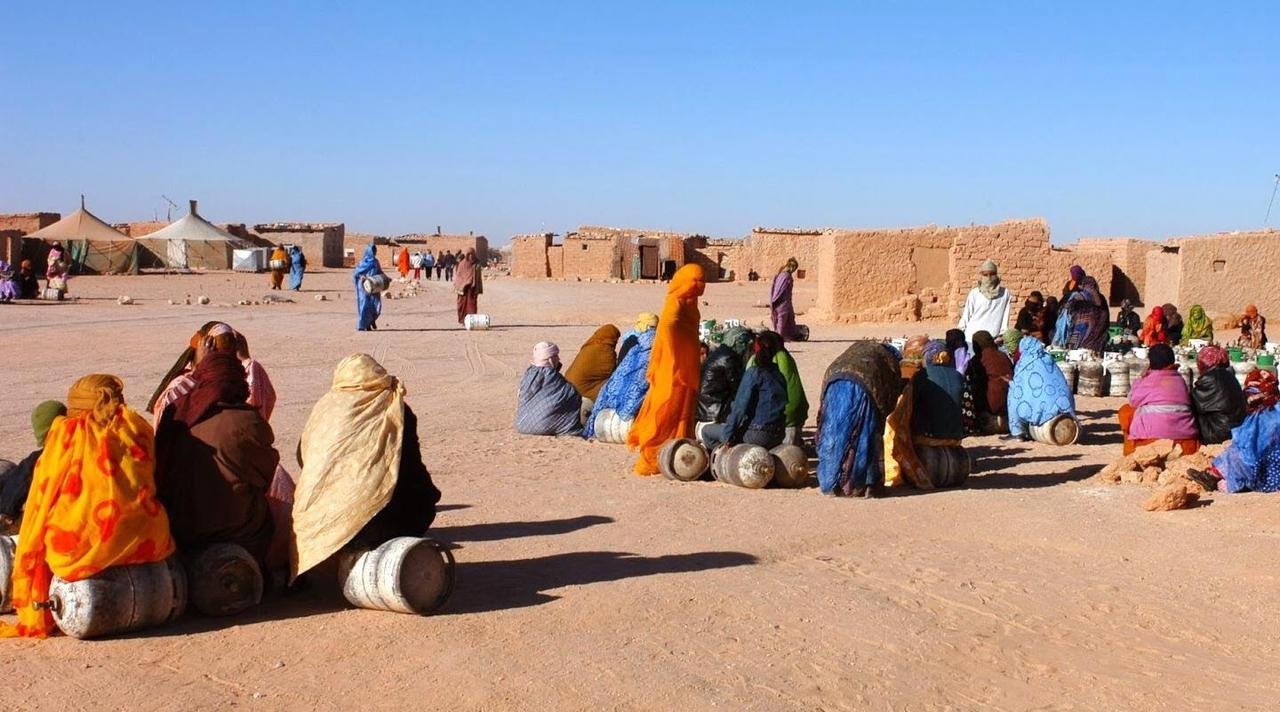 للرفع من نسب المشاركة في الانتخابات ..نظام العسكر يستغل ساكنة تندوف