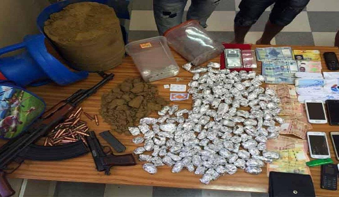 توقيف عشريني.. وإحباط عملية ترويج 10.891 وحدة من المؤثرات العقلية