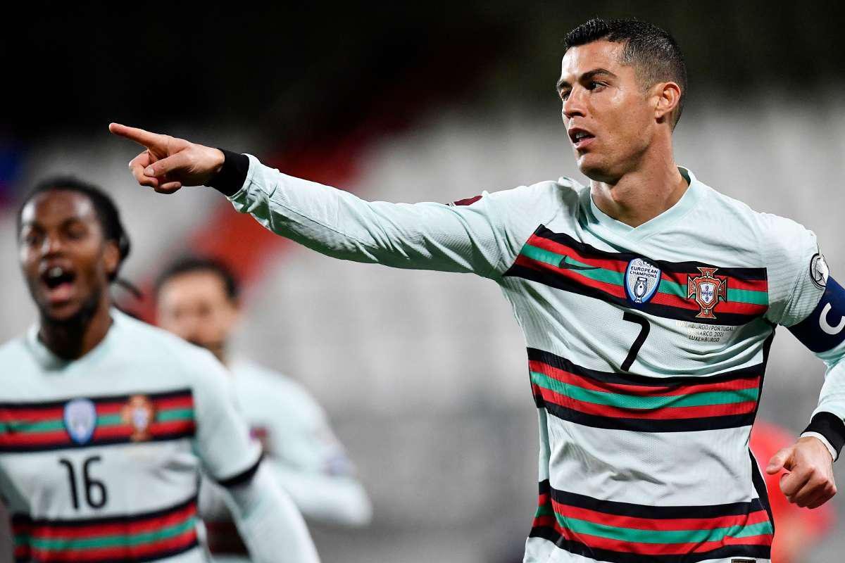 رونالدو يقود البرتغال للفوز على المجر بثلاثية ويصبح الهداف التاريخي لليورو