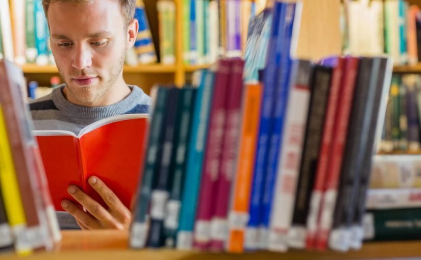 أهمية القراءة وفوائدها للفرد والمجتمع في حياتنا