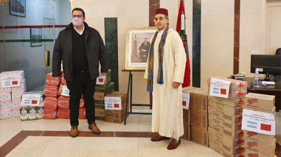 سفارة المغرب في الأرجنتين تقدم مساعدات غذائية لفائدة الساكنة المعوزة في بوينوس آيريس
