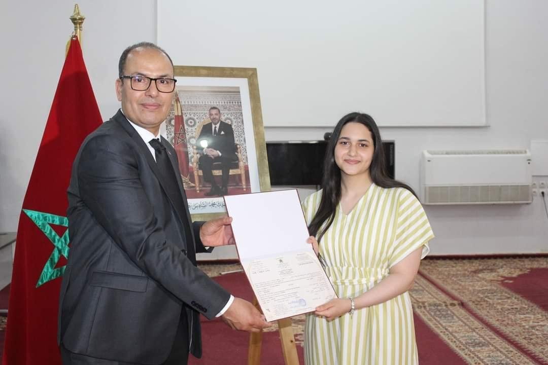 كلميم.. تتويج صاحبة أعلى معدل بجهة كلميم وادنون