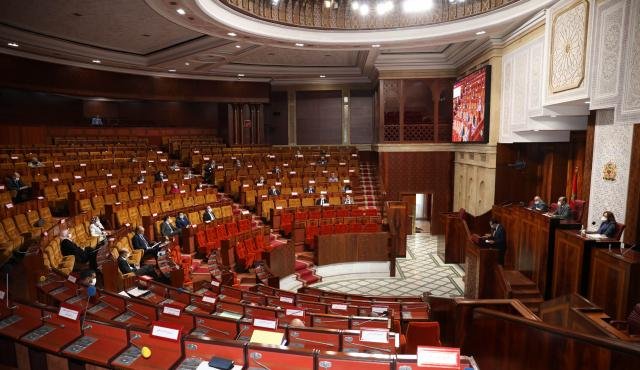 مجلس النواب يصادق على مشروع قانون الإطار المتعلق بإصلاح المؤسسات والمقاولات العمومية