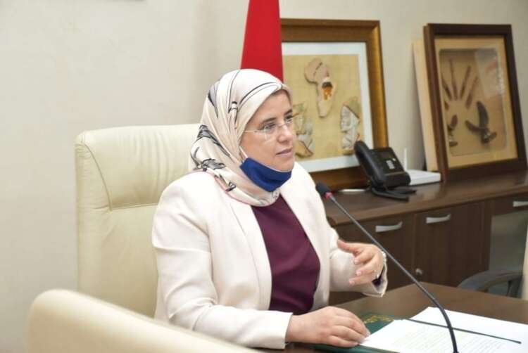 الوزيرة المصلي توظف خادمتها كاتبة بوزارة الأسرة والتضامن قبل نهاية ولايتها