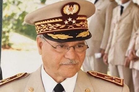 جلالة الملك يعزي أفراد أسرة المرحوم الجنرال دو ديفزيون إدريس عرشان