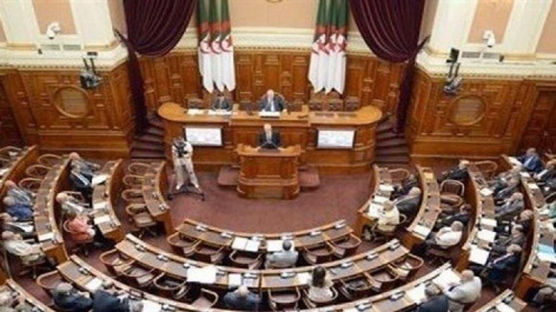 البرلمان الجزائري يهدد و يعد أن الجزائر لن تغفر للنظام المغربي