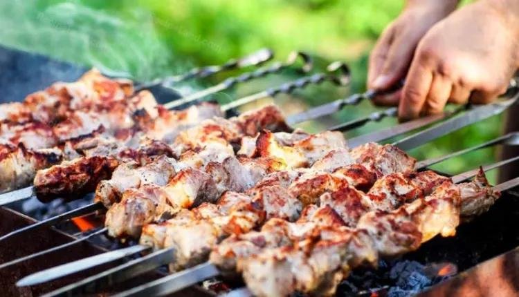 وزارة الصحة تحذر من خطورة التسمم بـ ”الفاخر” خلال عيد الأضحى وتقدم نصائح وتوجيهات لتفادي التسمم والاختناق