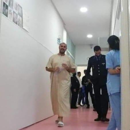 الحبس لملتقط صورة ناصر الزفزافي