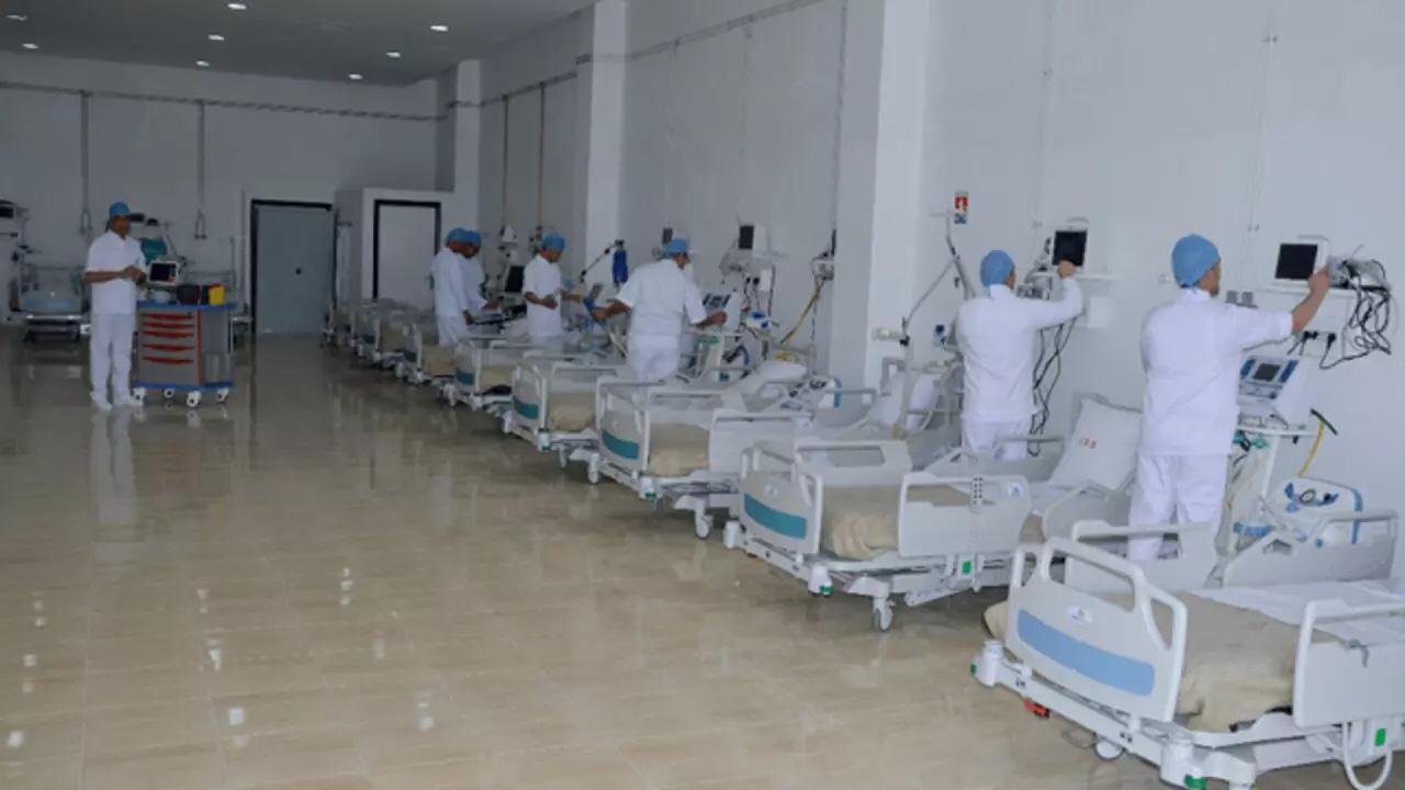 السلطات المحلية بالعيون تسارع الزمن لبناء مستشفى ميداني لمواجهة إنتشار كوفيد 19 …