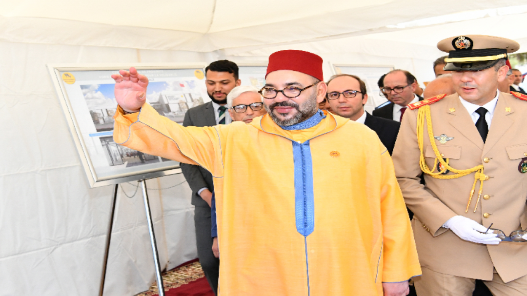 ذكرى ثورة الملك والشعب.. جلالة الملك يصدر عفوه السامي على 371 شخصا