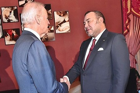 برقية تعزية ومواساة من جلالة الملك إلى الرئيس الأمريكي على إثر الهجوم الإرهابي قرب مطار كابل