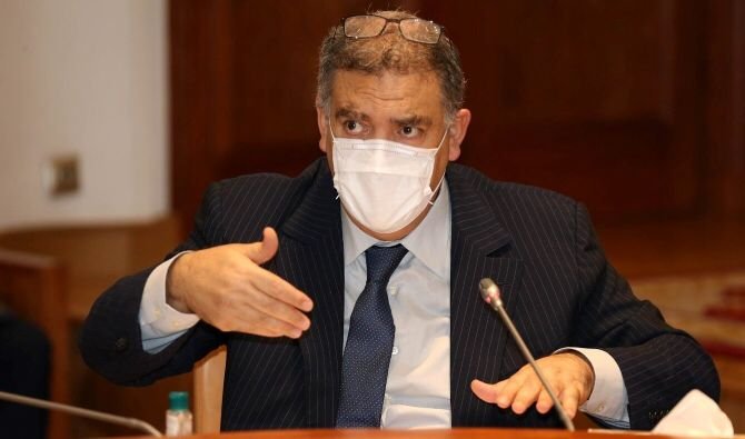 كبار المنتخبين في ورطة بعد تعليمات الداخلية بفتح “حسابات بنكية”
