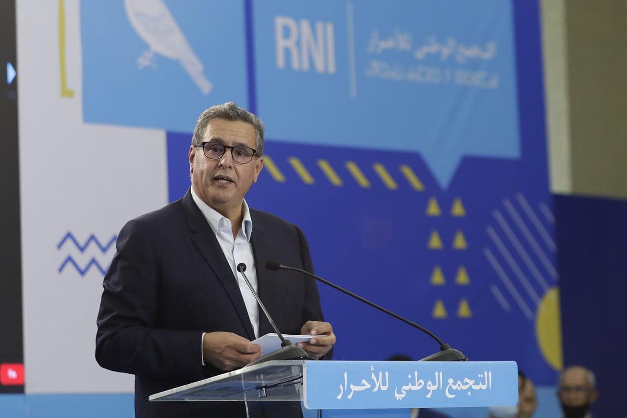 أخنوش من وزان ..”راه إلا ماصوتوش الحالة ماغديش تبدل وغادي تبقاو هادشي لي عايشين فيه هو لي غايكون من هنا خمس سنين الجاية ”