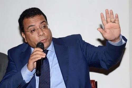 منار اسليمي:إعلان وفاة غامض لبوتفليقة