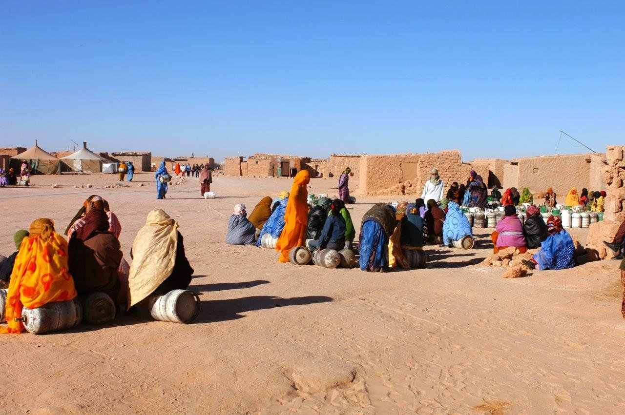 السيدة كنزة الغالي تندد بالوضعية المزرية السائدة بمخيمات تندوف أمام أكاديميين شيليين